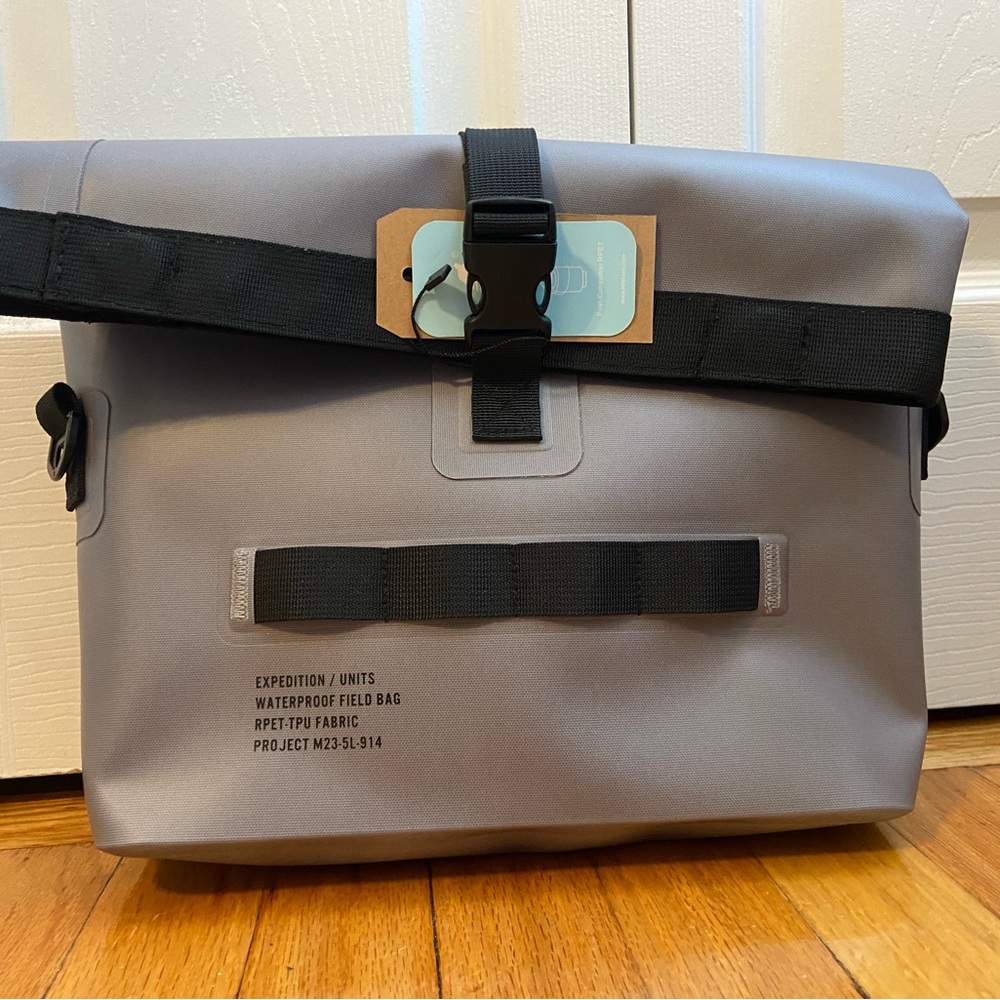 Expedition Waterproof Gray Bag